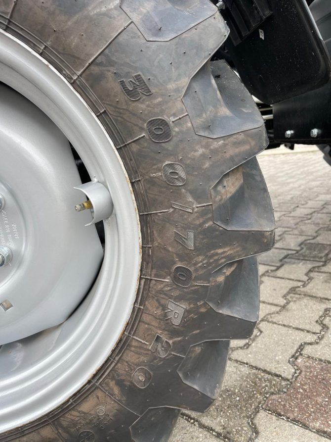 Tractor Lovol 75 Cp cu Cabina