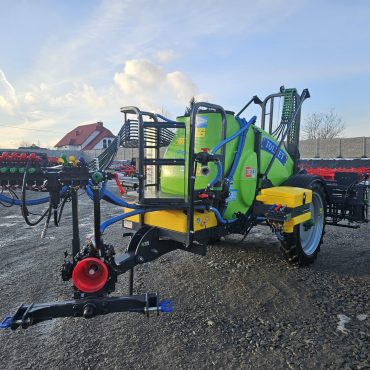 Instalatie de erbicidat 2200 L
