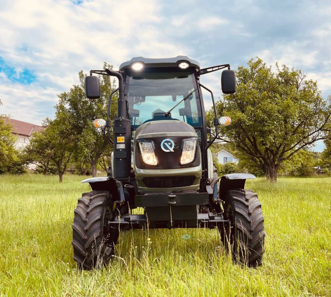 Tractor Agri Tracking 50 Cp cu cabina