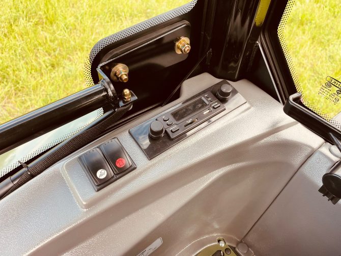 Tractor Agri Tracking 50 Cp cu cabina