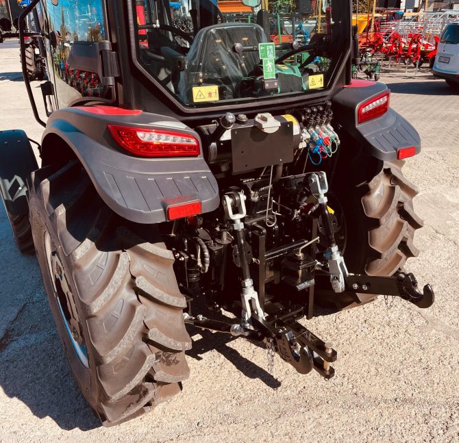 Tractor Landtrac 50 Cp cu Cabina + Incarcator