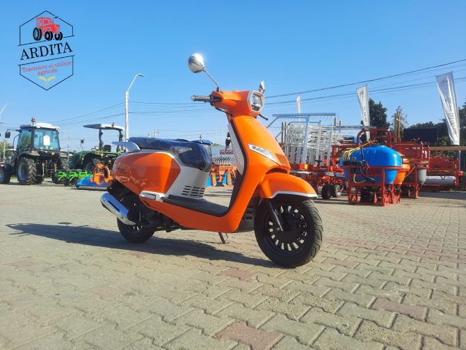 Scuter Breckner FRIDA125 CC