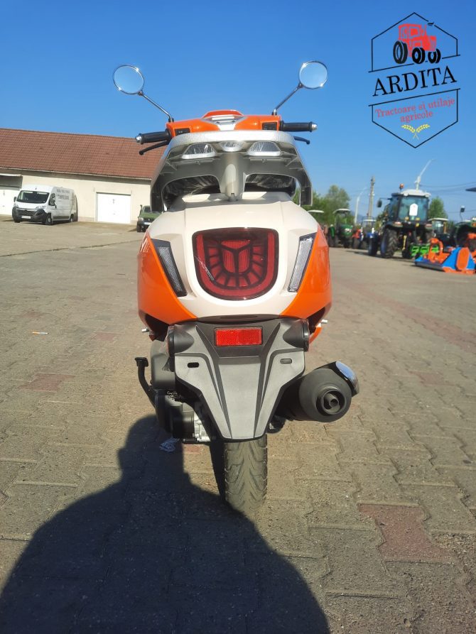 Scuter Breckner FRIDA125 CC