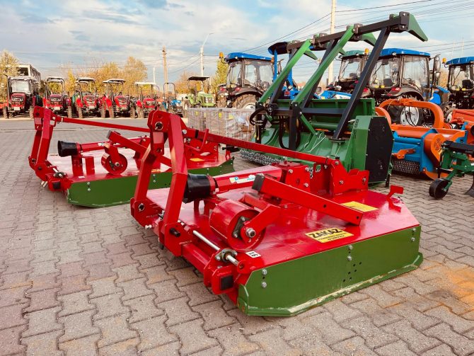 Tocatoare resturi vegetale K-180