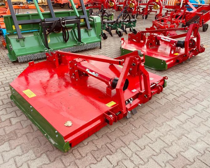 Tocatoare resturi vegetale K-200